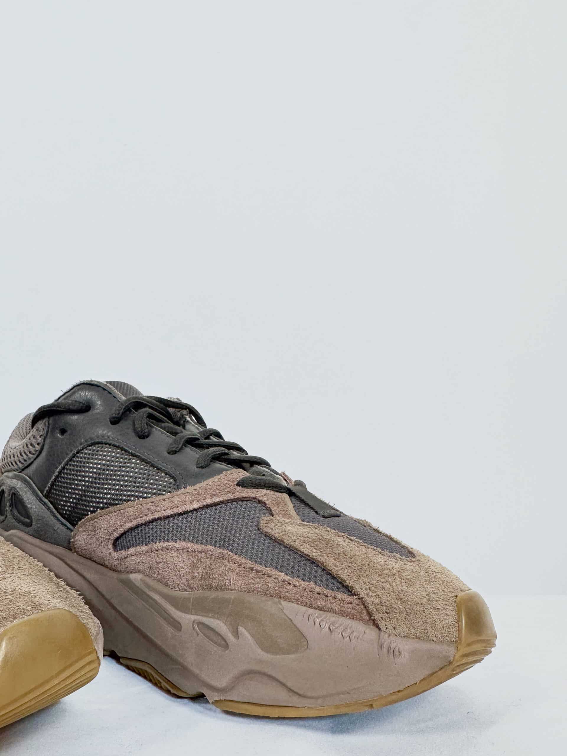 Adidas Yeezy boost 700 v1 good athletic shoes